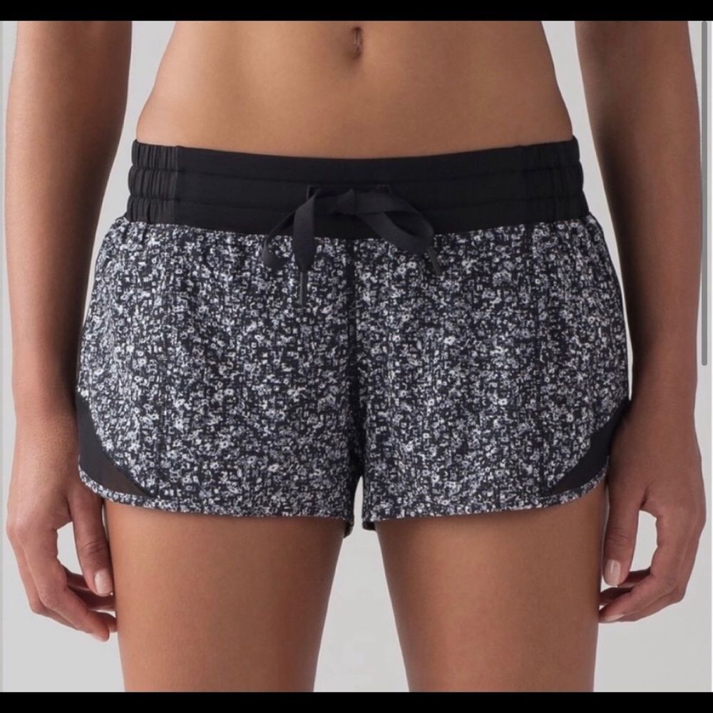 Lululemon hotty hot short